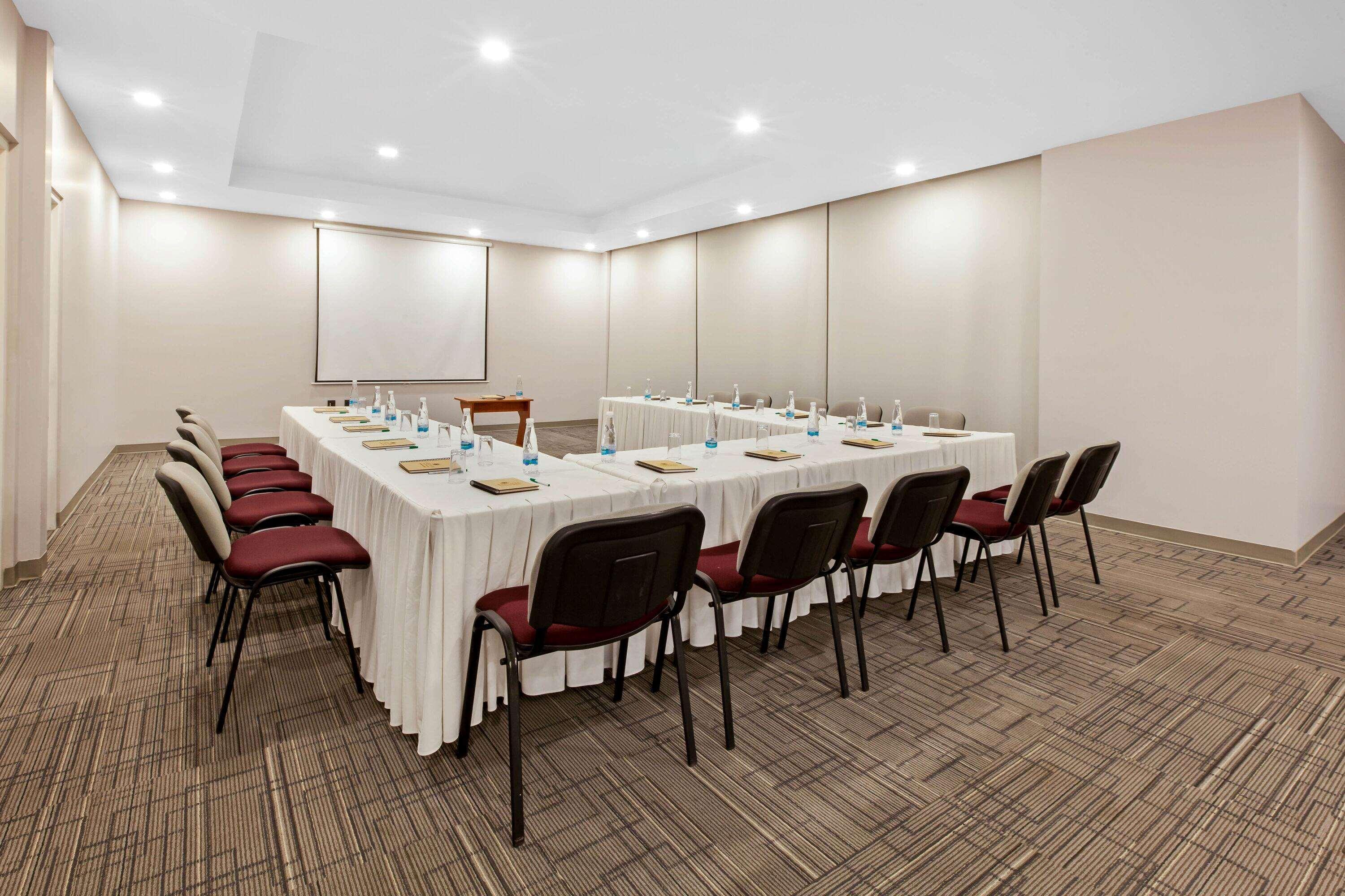La Quinta By Wyndham Aguascalientes Hotel Ngoại thất bức ảnh