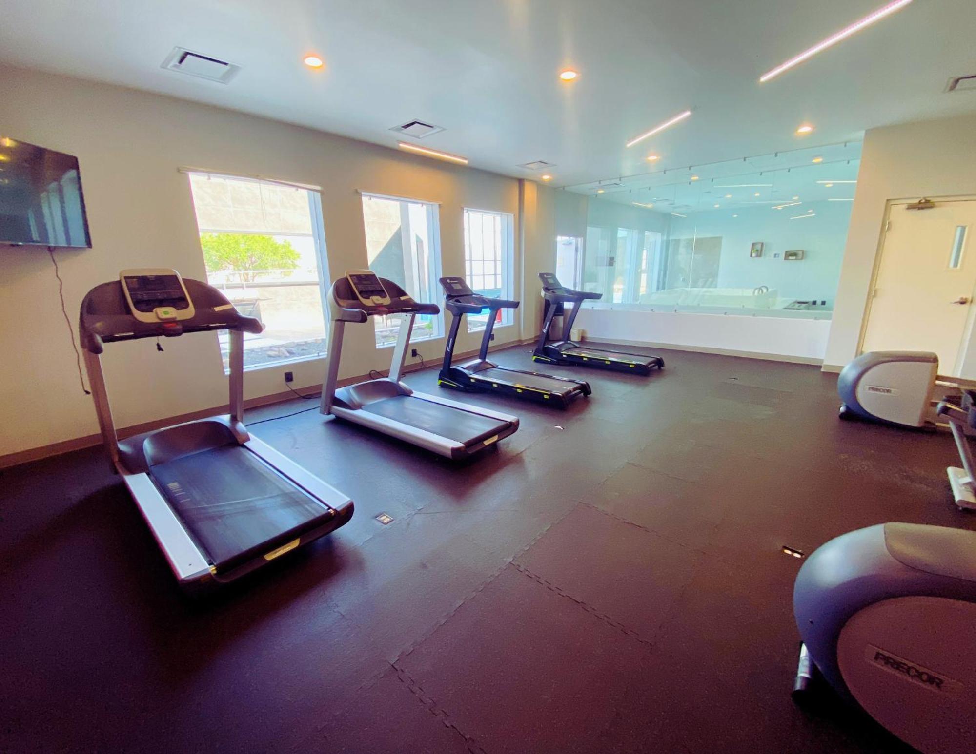 La Quinta By Wyndham Aguascalientes Hotel Ngoại thất bức ảnh