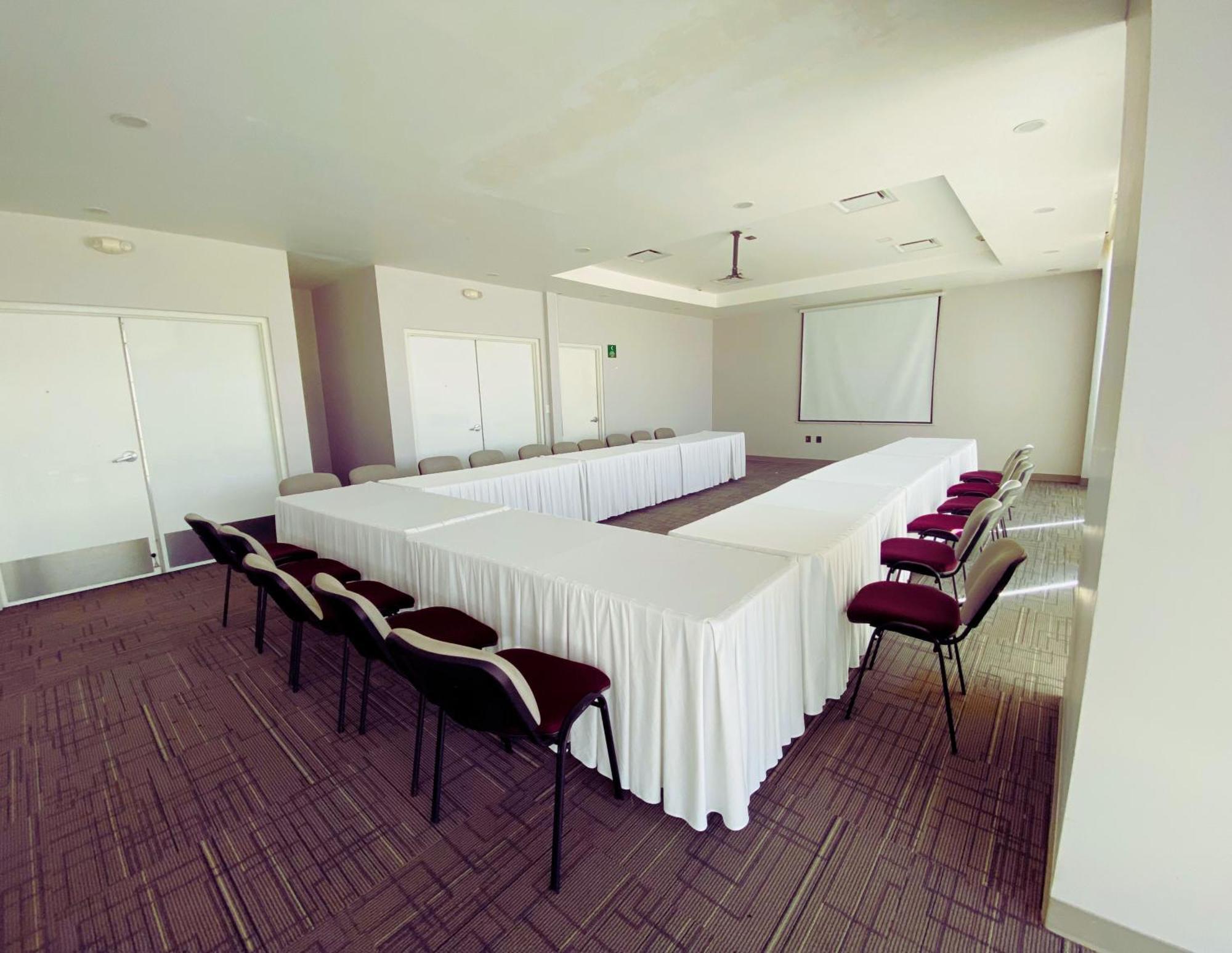 La Quinta By Wyndham Aguascalientes Hotel Ngoại thất bức ảnh